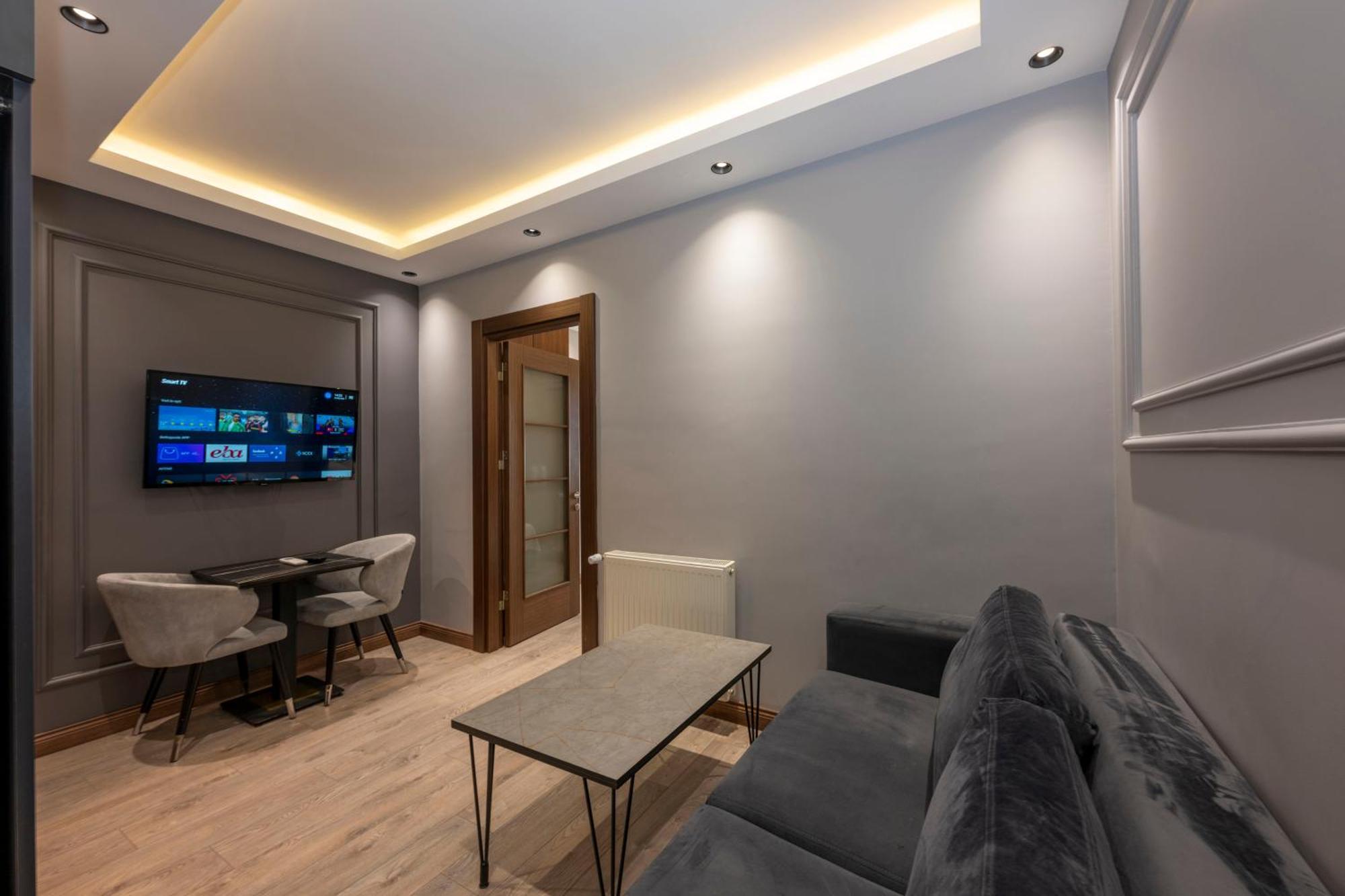 Comfort Suites Hotel Istanbul Exterior photo